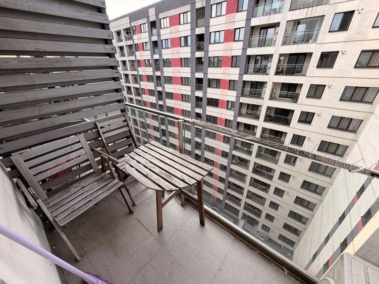 Garsonieră decomandată, mobilată în Politehnica