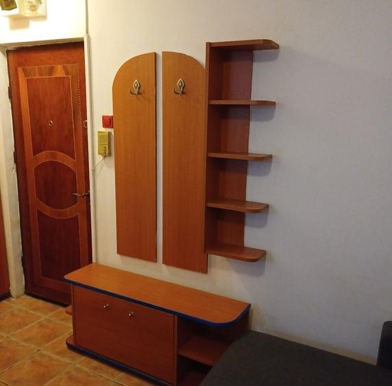 Garsoniera piata Alba Iulia complet utilata Telefon: 0722 890 494 Telefon: 0755 013 339 Titlu OLX recomandat: Garsoniera Piata Alba - 2