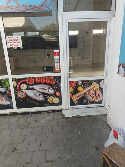 Spațiu comercial, de 60 mp, în Smeura