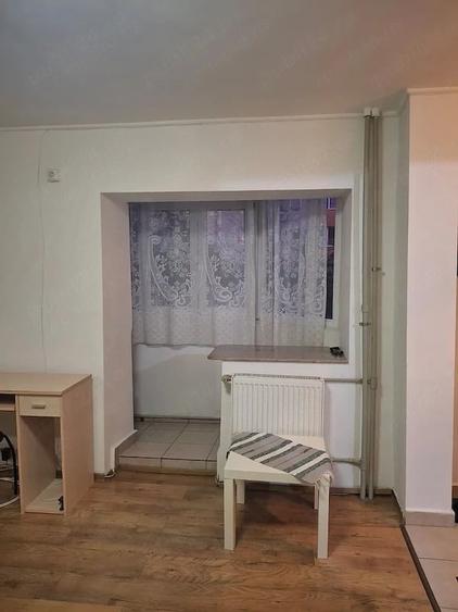 Garsonieră semidecomandată în Rahova
