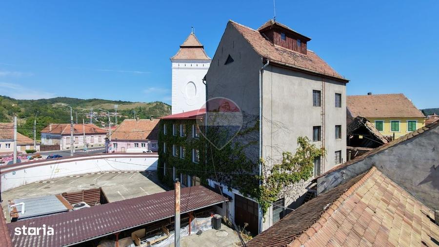 Spațiu comercial, de 350 mp, în Central