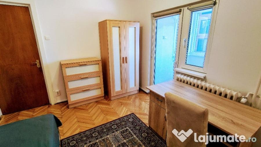 Apartament cu 4 camere decomandat, mobilat în Aviatorilor