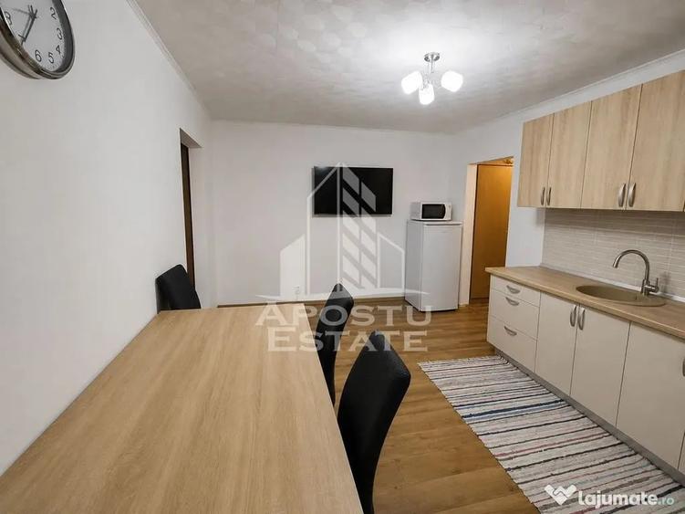 Apartament cu 2 camere semidecomandat în Soarelui