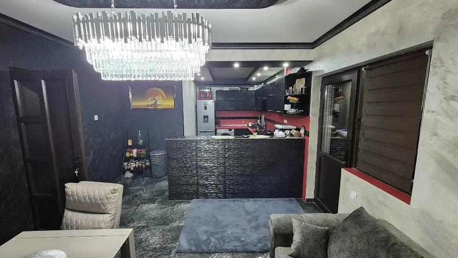 Casă cu Teren 800 Mp în Central