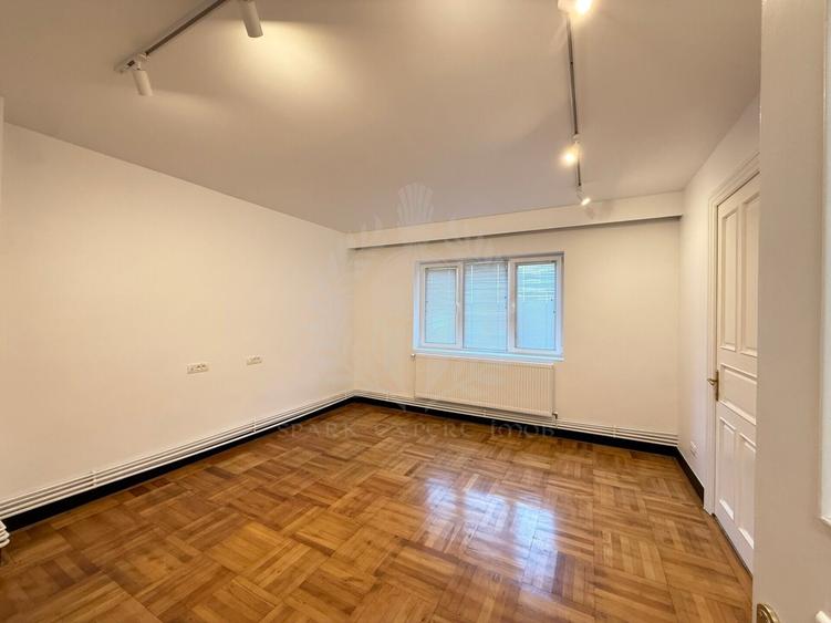 Spațiu comercial, de 123 mp, în Gheorghe Doja