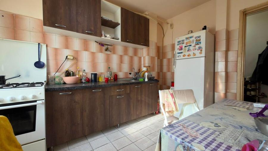 Apartament cu 3 camere în Titan