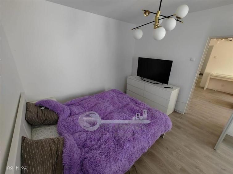 Apartament cu 2 camere decomandat în Podu Roș