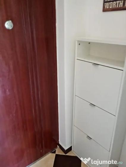 Garsonieră în Fizicienilor