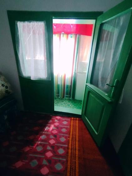 Casă cu 3 camere în Comăneasca