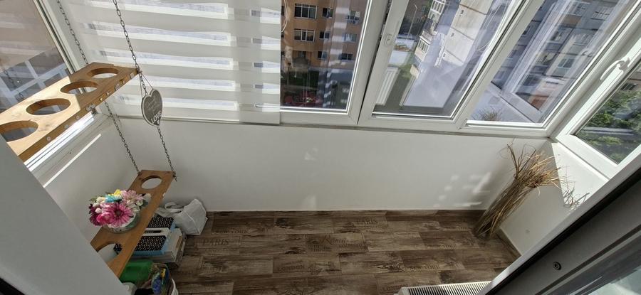 Apartament cu 3 camere decomandat în Valea Muscelului