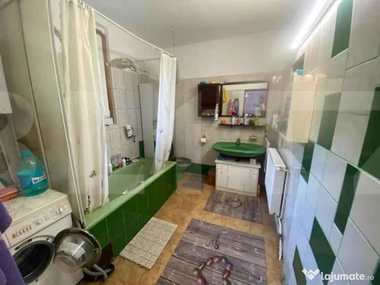 Casă cu 7 camere cu Teren 798 Mp în Grigorescu