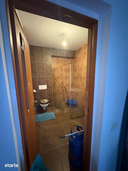 Casă cu 4 camere cu Teren 216 Mp în Iancului