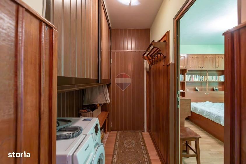 Apartament cu 2 camere decomandat în Cornișa