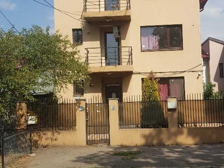 Garsonieră decomandată în Dămăroaia