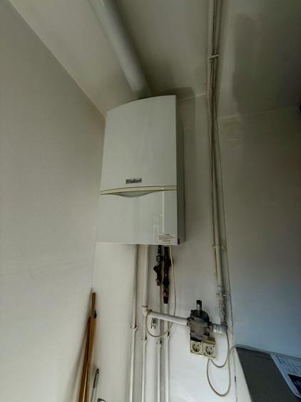 Apartament cu 4 camere în P-ța Romană