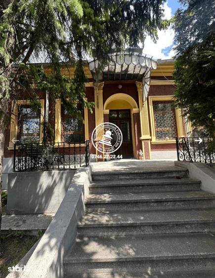 Casă cu 4 camere cu Teren 485 Mp în Piața Unirii