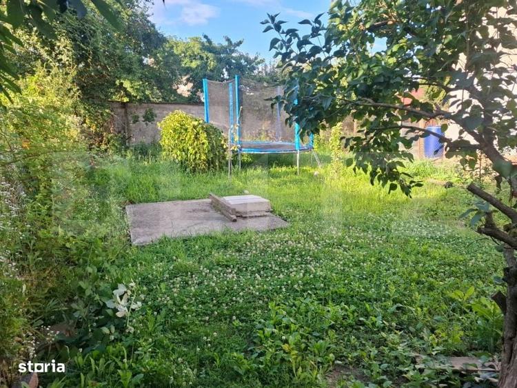 Casă cu 4 camere în Cândești
