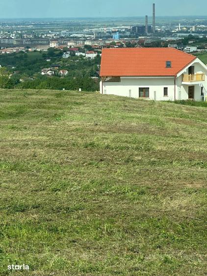 Teren de 1200 mp, în Iorga