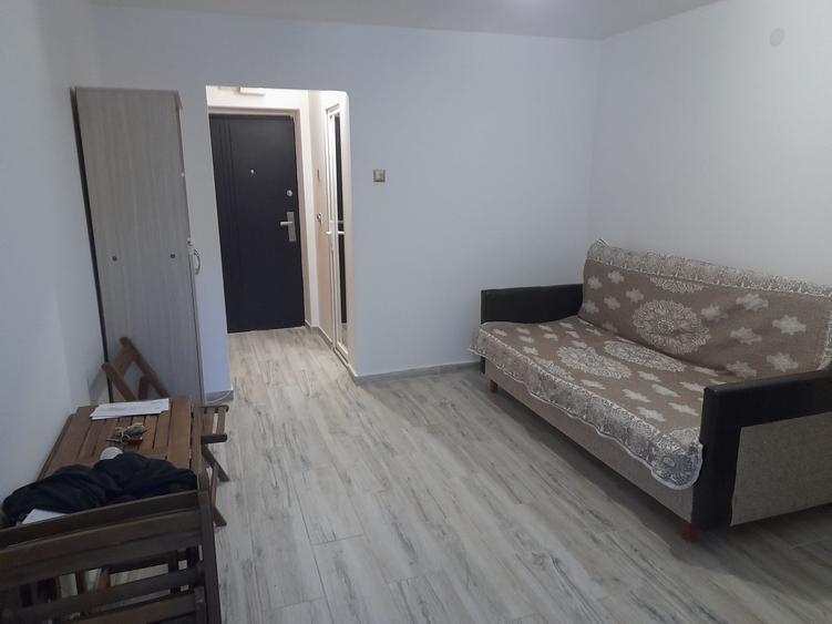 Garsonieră decomandată în Alexandru cel Bun
