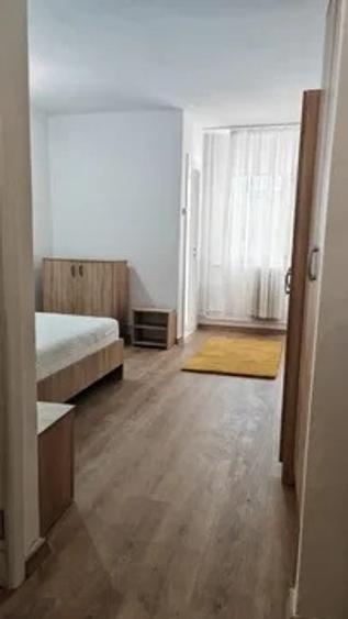 Garsonieră decomandată în Nicolina