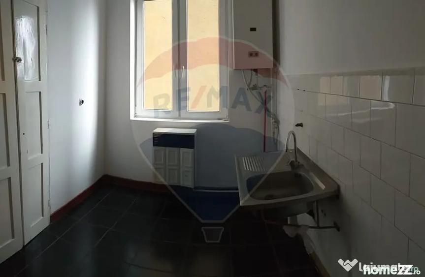 Apartament cu 2 camere decomandat în Ultracentral