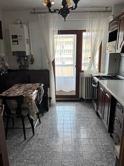 Apartament cu 2 camere decomandat în Ultracentral