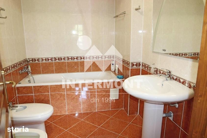 Apartament cu 4 camere în Cioplea