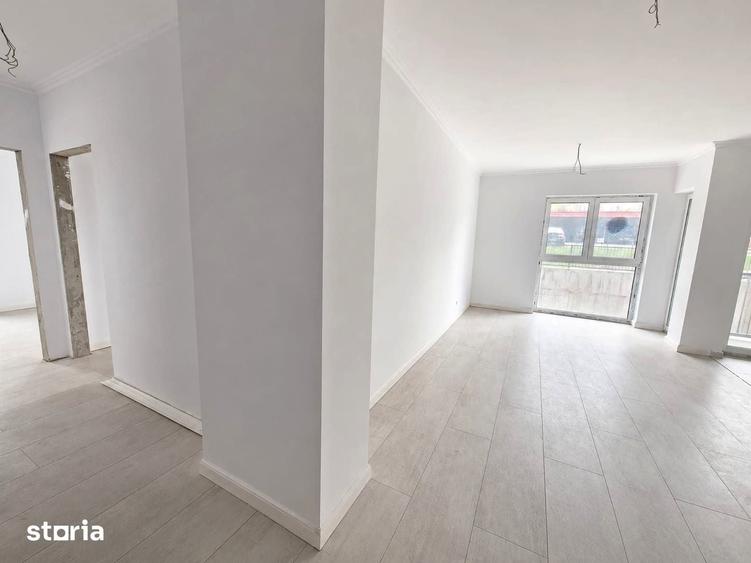 Apartament cu 4 camere în Florești