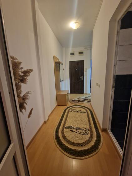 Apartament cu 2 camere decomandat în Sud