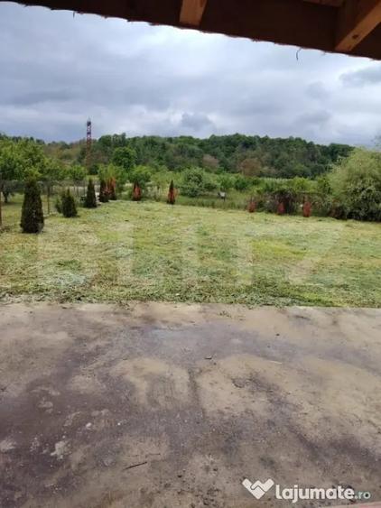 Casă cu 7 camere cu Teren 1388 Mp în Central