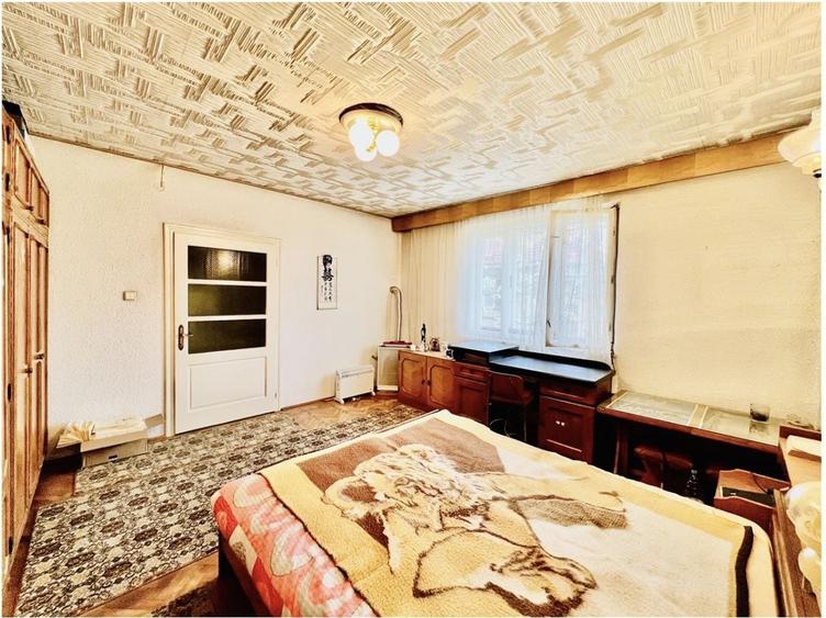 Duplex cu 4 camere cu Canalizare în Lazaret