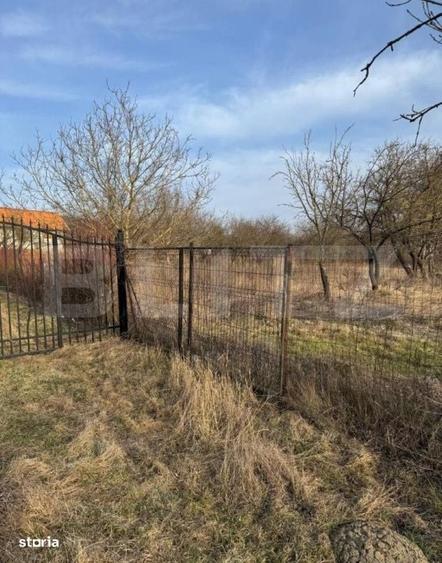 Casă cu 3 camere cu Teren 1000 Mp în Schitu Duca