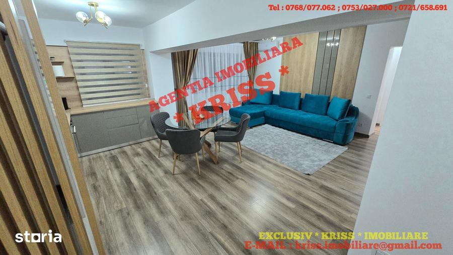 Apartament cu 4 camere decomandat în Central