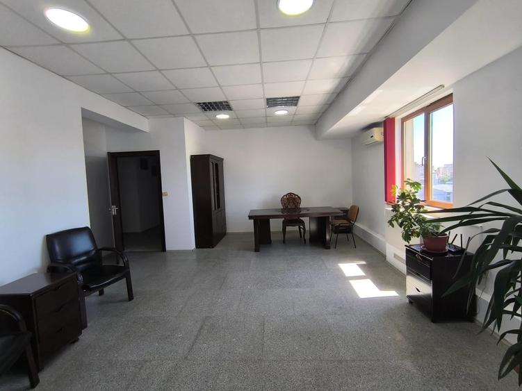 CENTRU TOMIS MALL - Birouri mobilate si cu cheltuieli incluse ! - 1