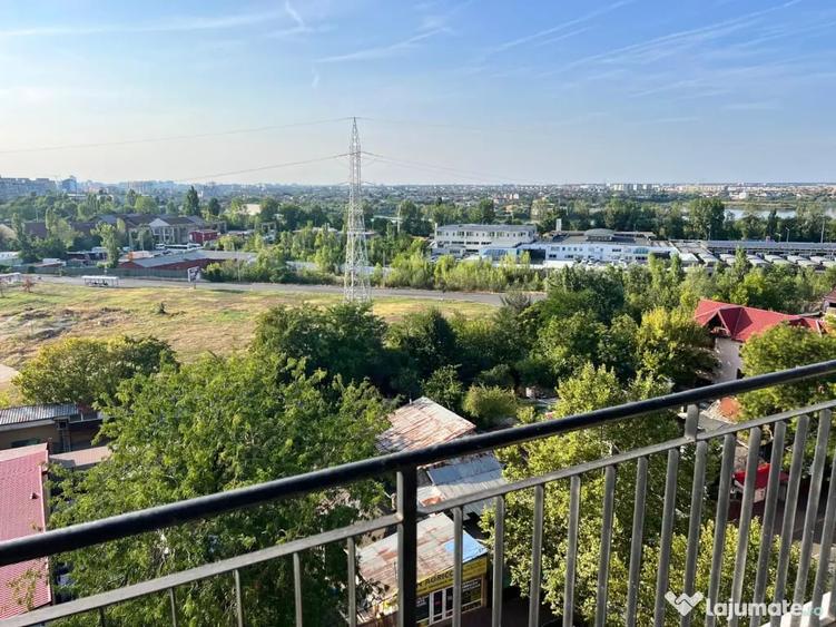 Apartament cu 2 camere decomandat în Basarabia