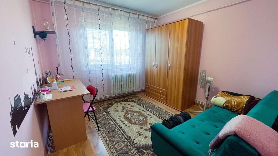 Apartament cu 2 camere decomandat în Galata