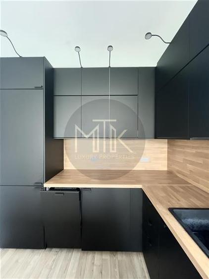 Apartament cu 3 camere decomandat, mobilat în Nordului