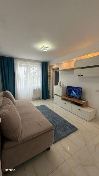 Apartament cu 2 camere semidecomandat, mobilat în Tomis Nord