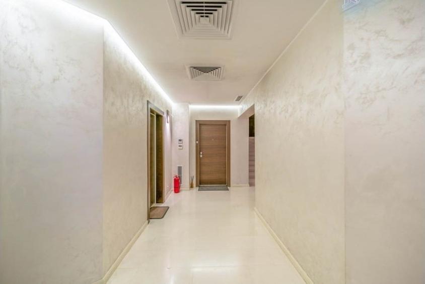 Apartament cu 4 camere în Aviatorilor