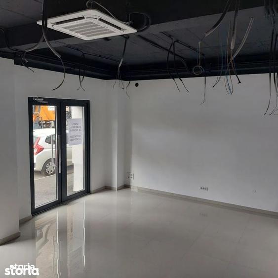 Spațiu comercial, de 36 mp, în Central