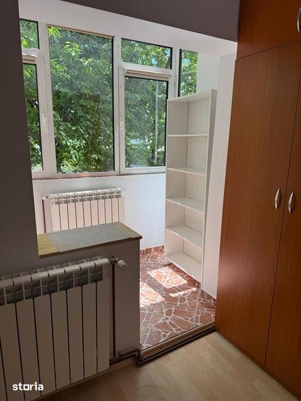 Apartament cu 2 camere decomandat în Podu Roș
