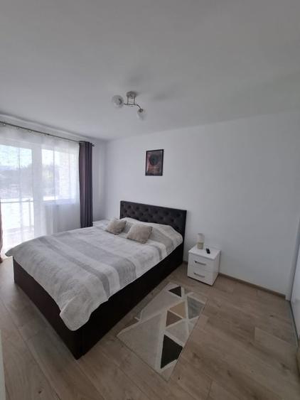 Apartament cu 2 camere, Str. Daliei, etaj 1 - 5