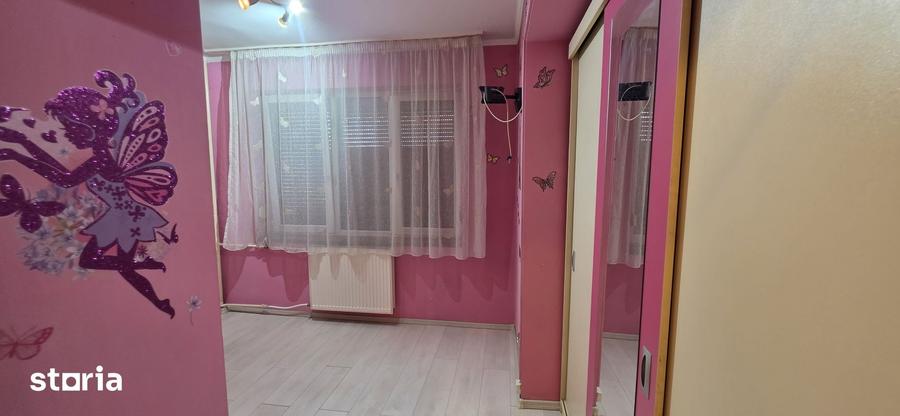 Apartament cu 2 camere decomandat în Nufărul