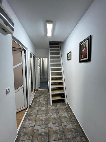 Apartament cu 2 camere semidecomandat, mobilat în Dacia