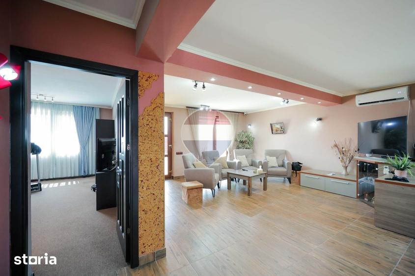 Casă cu 5 camere cu Teren 505 Mp în Central