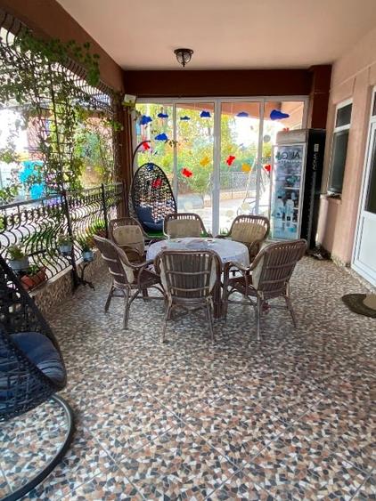 Casă individuală cu 15 camere cu Teren 8293 Mp în Chiscani