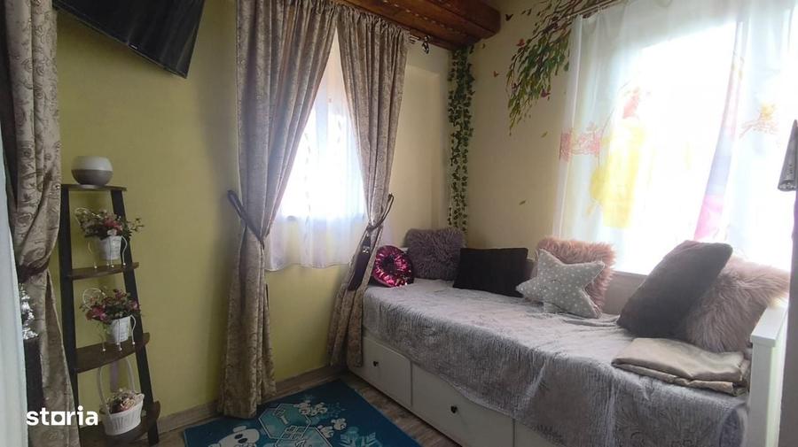 Casă cu 2 camere în Central