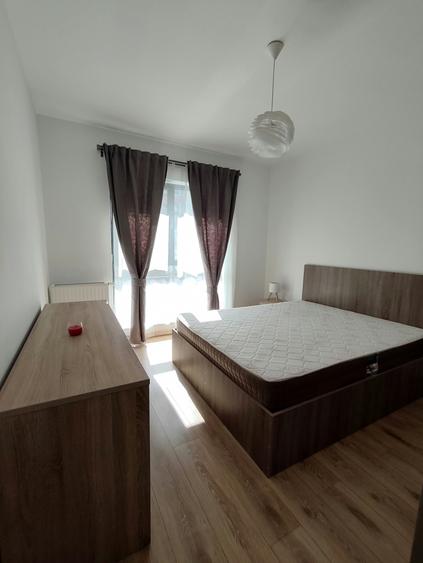 Apartament cu 2 camere decomandat, mobilat în Politehnica