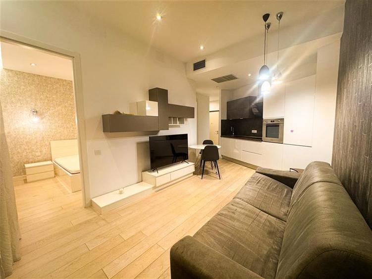Apartament cu 2 camere decomandat, mobilat în Herăstrău