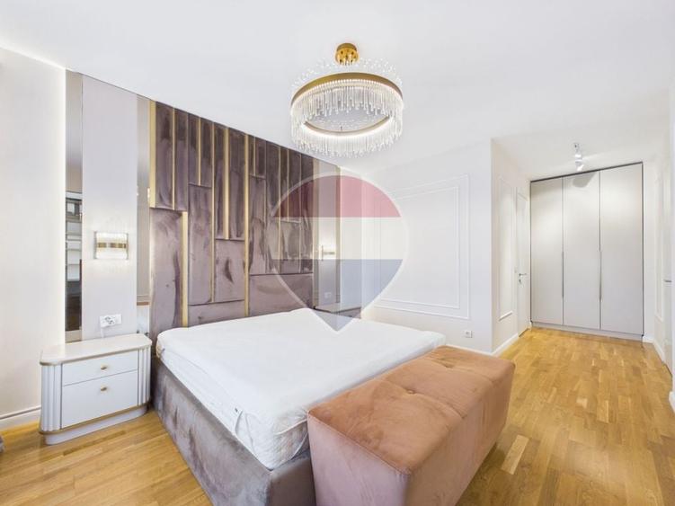 Apartament cu 4 camere decomandat, mobilat în Agronomie